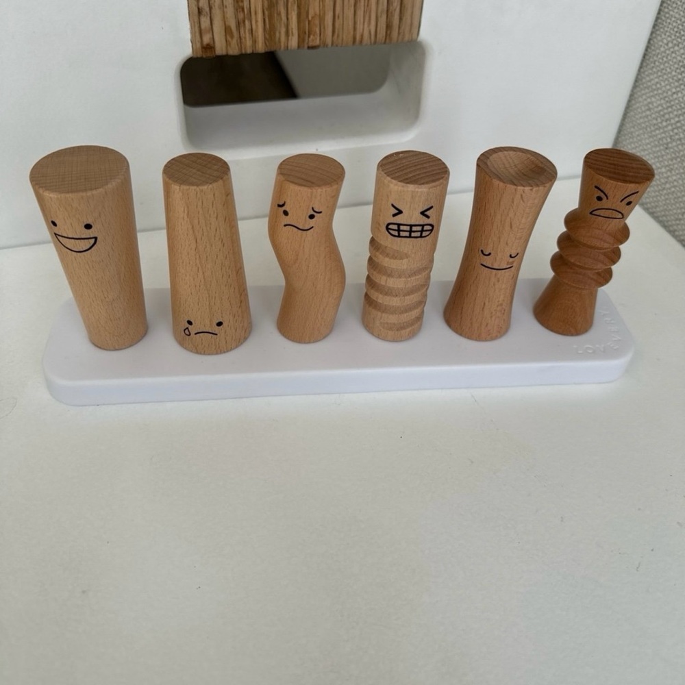 Lovevery Wooden Emotion Pegs Set